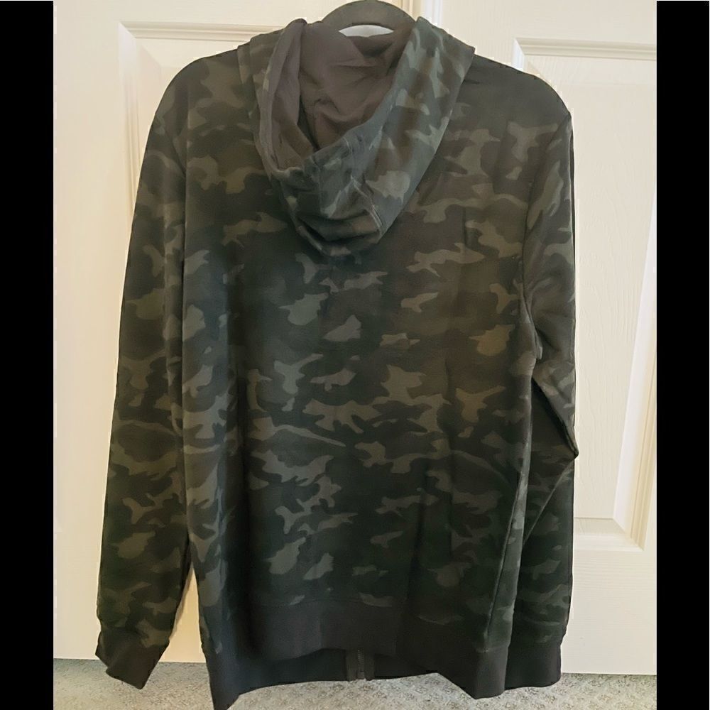 NWT Brushed Knit Fleece Lined Zip Hoodie - Picture 3 of 4